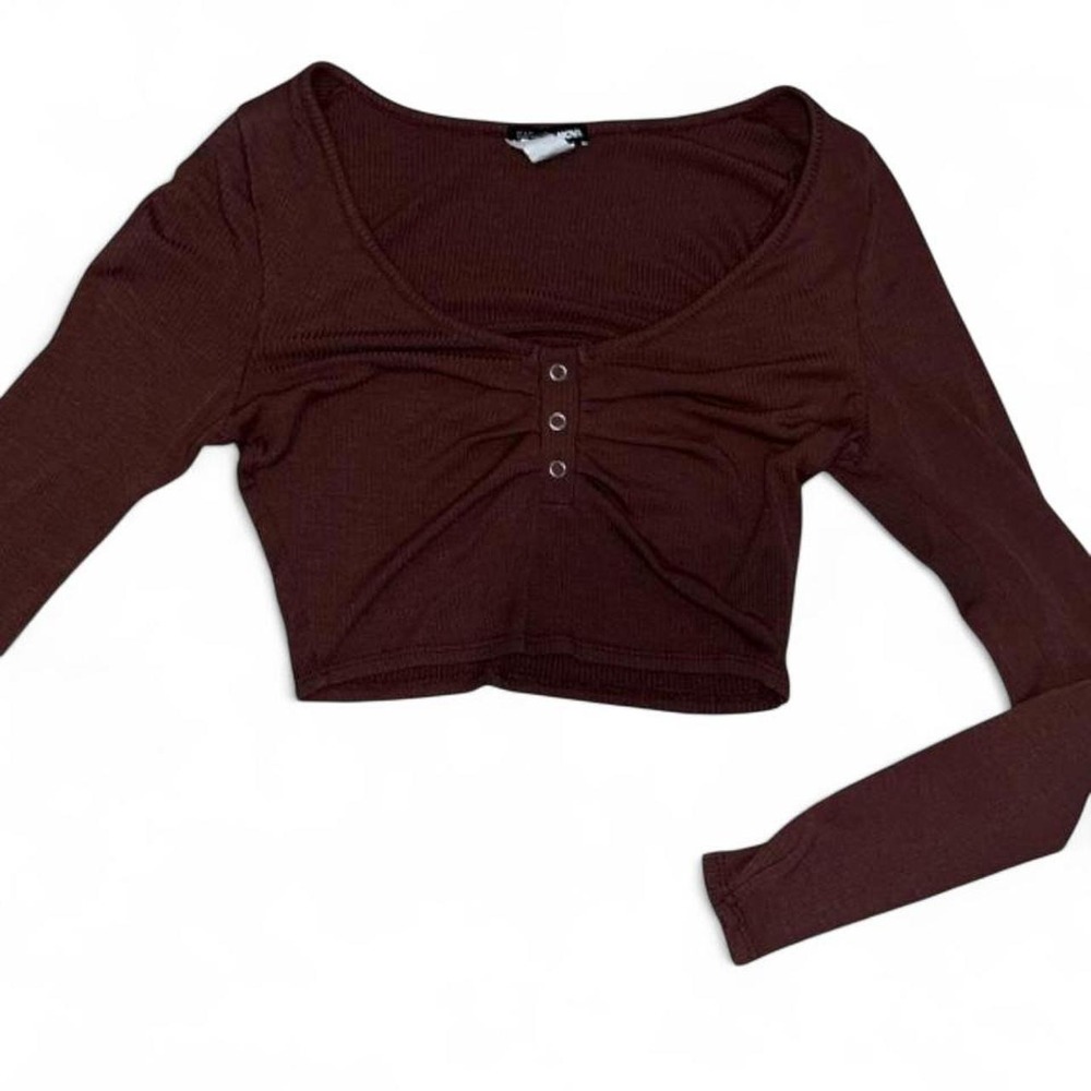 Fashion Nova brown ribbed crop top in size Medium